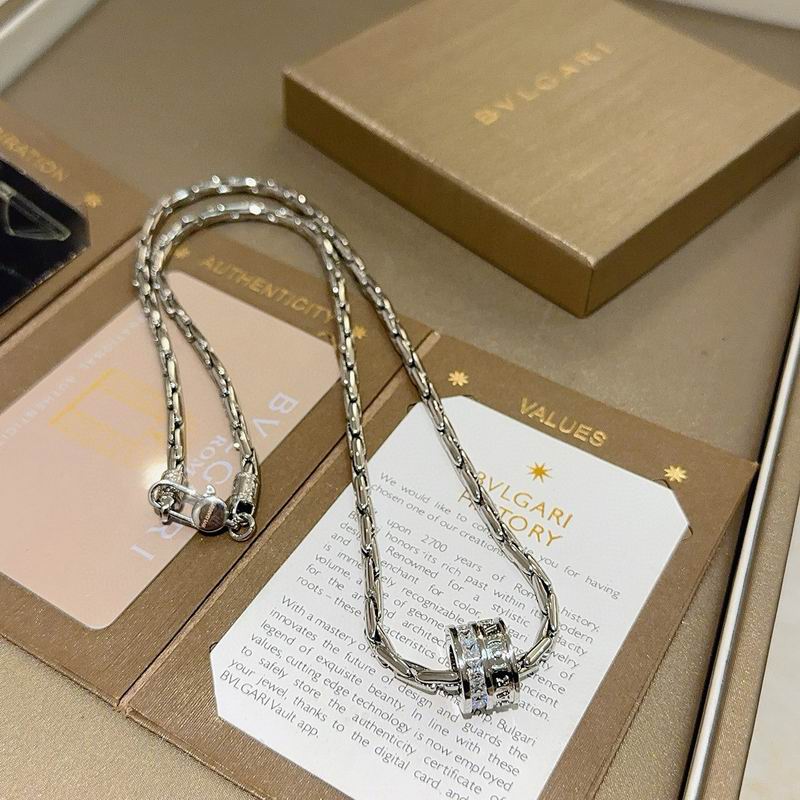 Bvlgari necklace 01yxx153